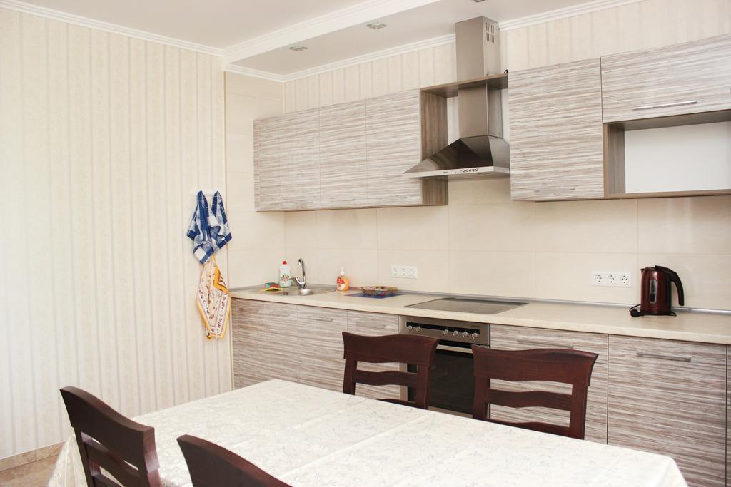 Family Apartments Odessa Екстериор снимка