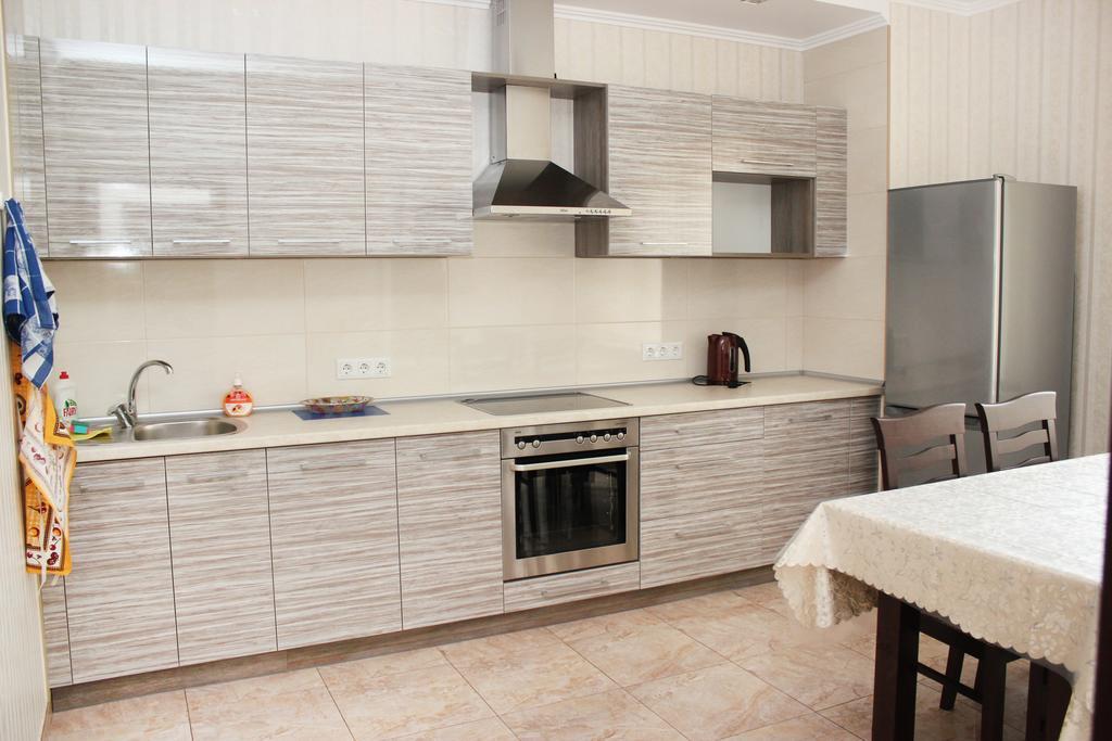 Family Apartments Odessa Екстериор снимка