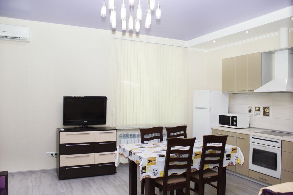 Family Apartments Odessa Екстериор снимка